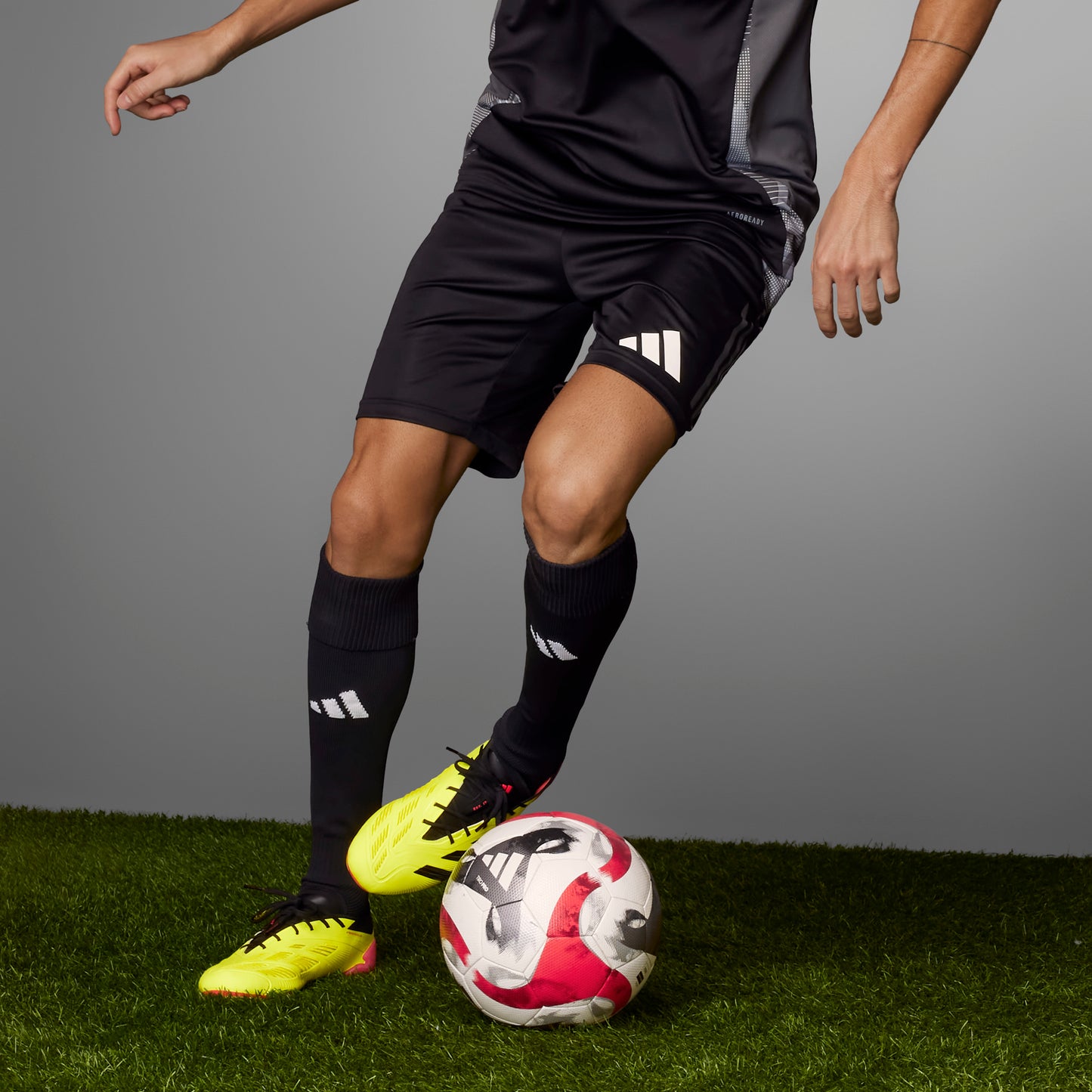 Adidas Predator 24 Low Elite FG