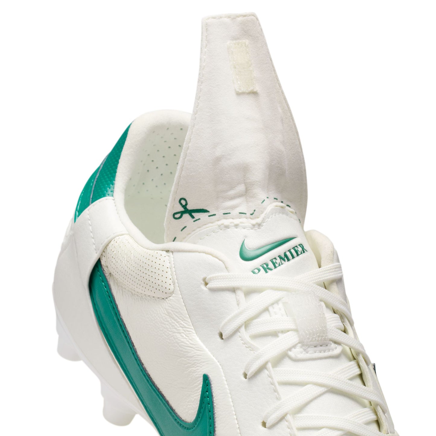 Nike Premier 3 FG Sports Link