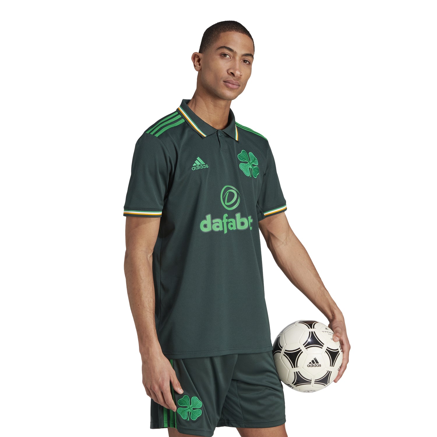 Black adidas Celtic 2021/22 Goalkeeper Away Shirt