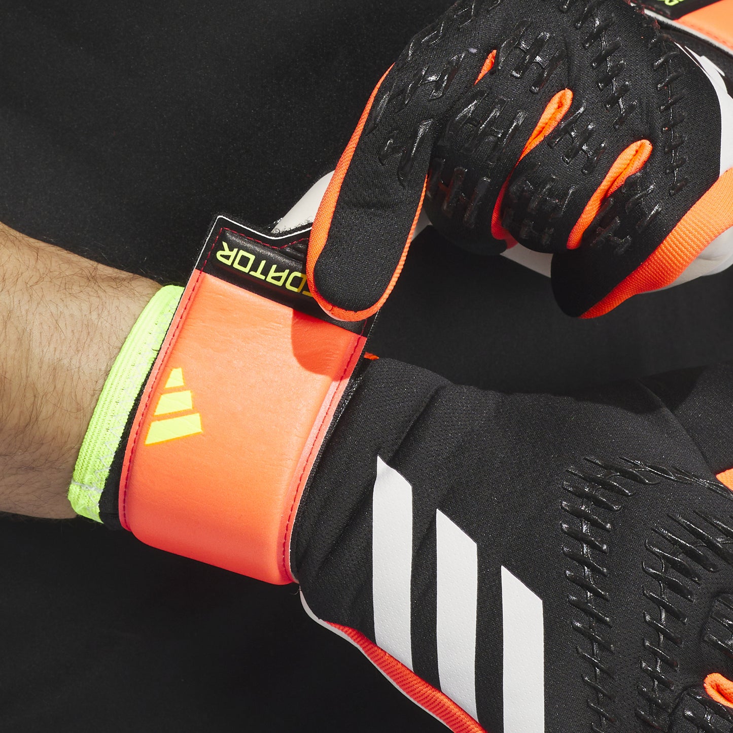 Adidas Predator League Goalkeeper Gloves