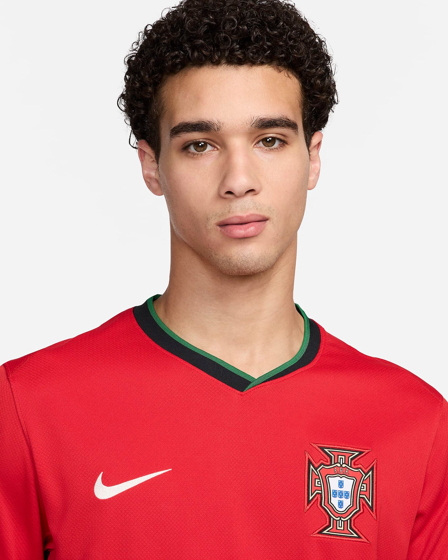 Nike Portugal 2024/25 Stadium Home Jersey